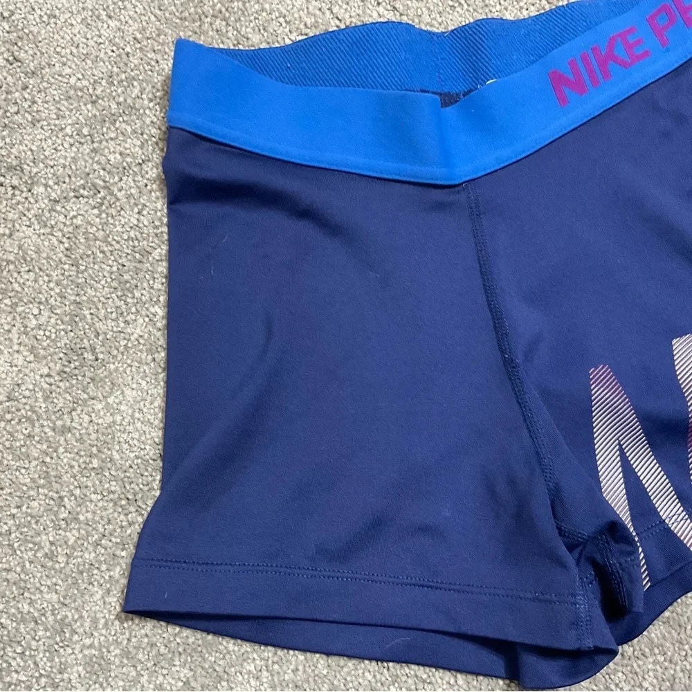 Nike Pro Navy and Blue Shorts - Picture 4 of 8